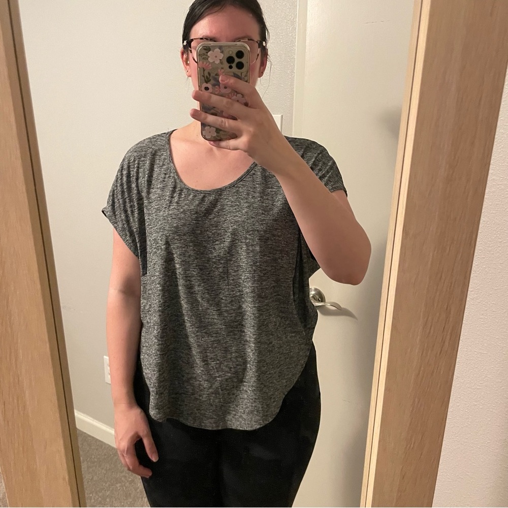 Beyond Yoga Space Dye tee, small